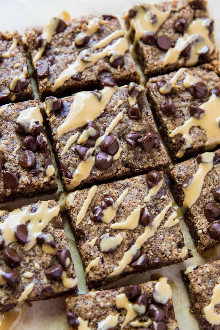 Grain-Free Tahini Blondies (aka cookie bars) are gooey, chewy, refined sugar-free, dairy-free, and healthy! | TheRoastedRoot.net