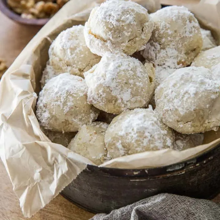 Paleo Russian Tea Cakes