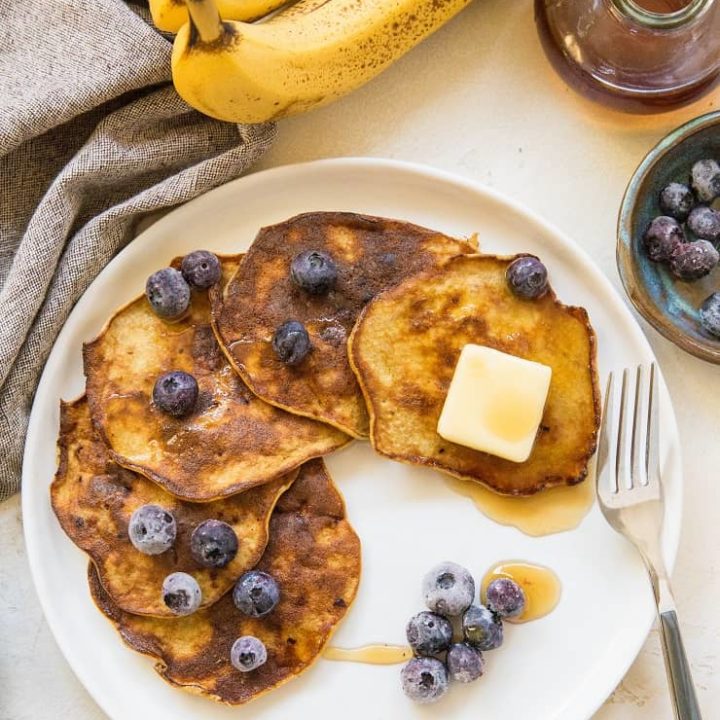3-Ingredient Banana Pancakes