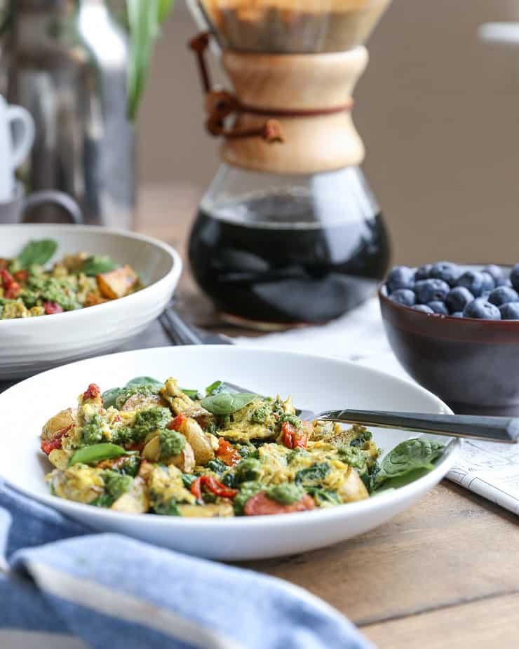 Pesto Spinach Sun-Dried Tomato Breakfast Scramble - a nutritious vegetarian breakfast recipe - paleo, gluten-free, healthy