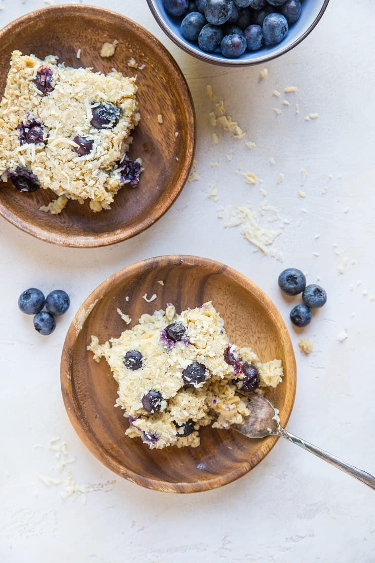 Easy Baked Oatmeal recipe - dairy-free, refined sugar-free, gluten-free