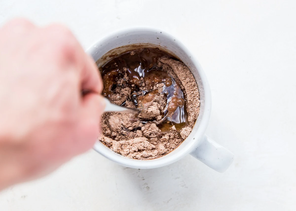How to make brownie in a mug - gluten-free refined sugar-free, dairy-free, vegan
