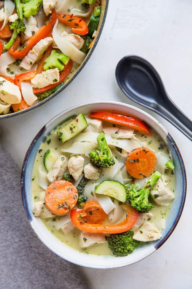 Easy Green Curry Noodle Soup with Chicken and Vegetables - a clean, filling, and delicious dinner recipe! Gluten-free, nutritious