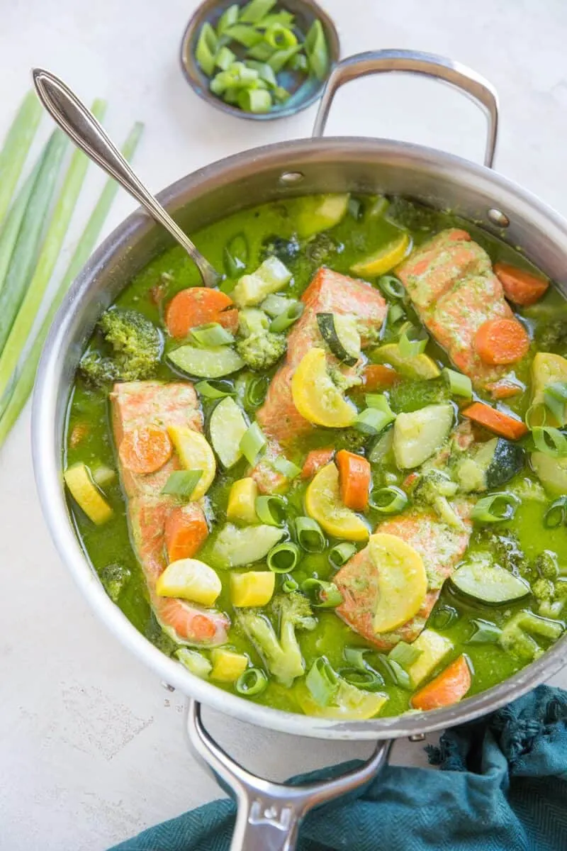 AIP Green Curry made nightshade-free. Thai green curry with salmon and vegetables - Low-FODMAP, healthy, easy to make!