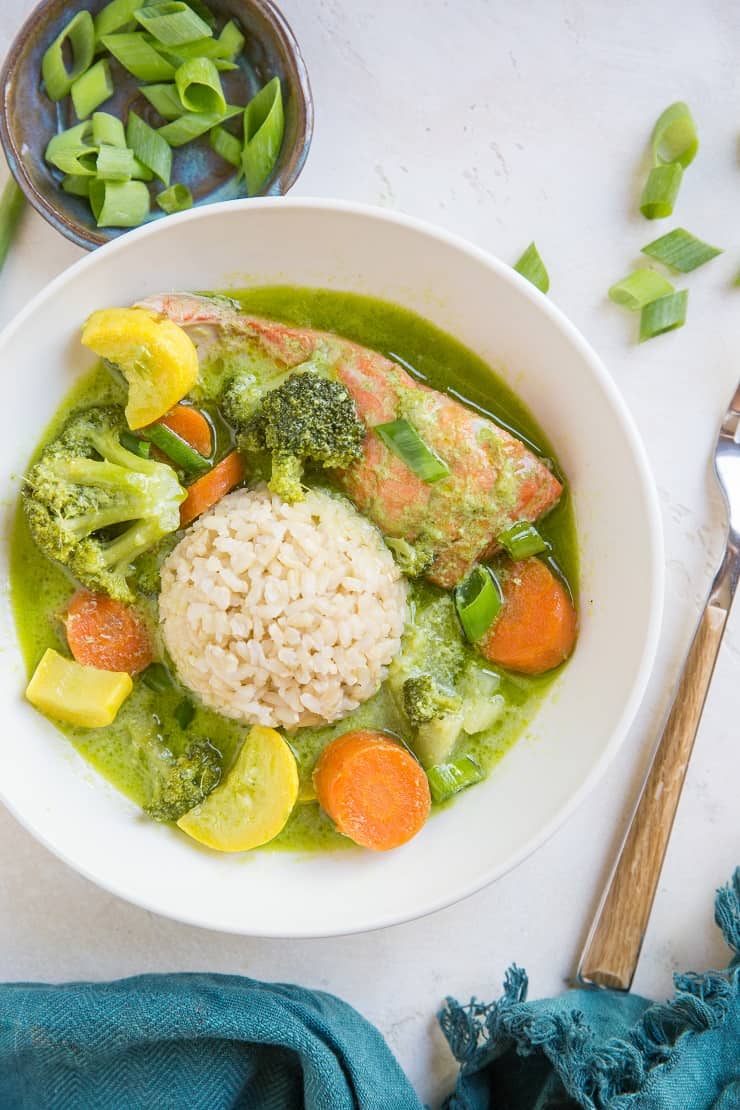 AIP Green Curry with Salmon and Vegetables - a nightshade-free, Low-FODMAP green curry recipe 