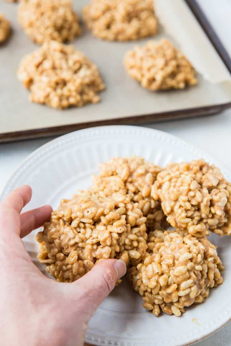 Easy 4-Ingredient No-Bake Peanut Butter Cookies with Puffed Rice - delicious, healthy cookie recipe