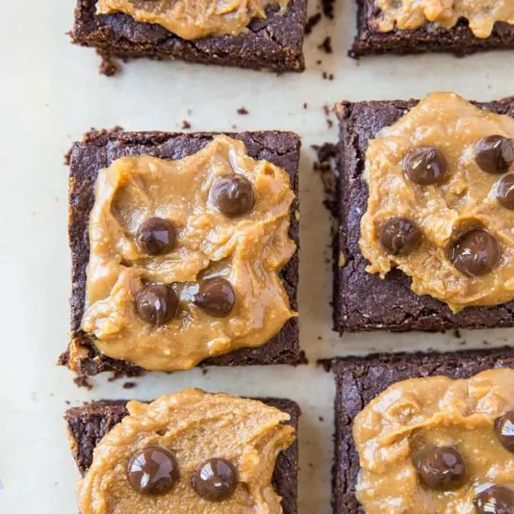 Grain-Free Vegan Peanut Butter Brownies - dairy-free, refined sugar-free, gluten-free healthy peanut butter brownies recipe