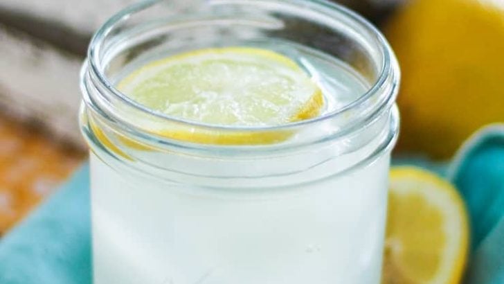 Lacto Fermented Lemonade - a naturally fermented probiotic drink made with whey and homemade lemonade