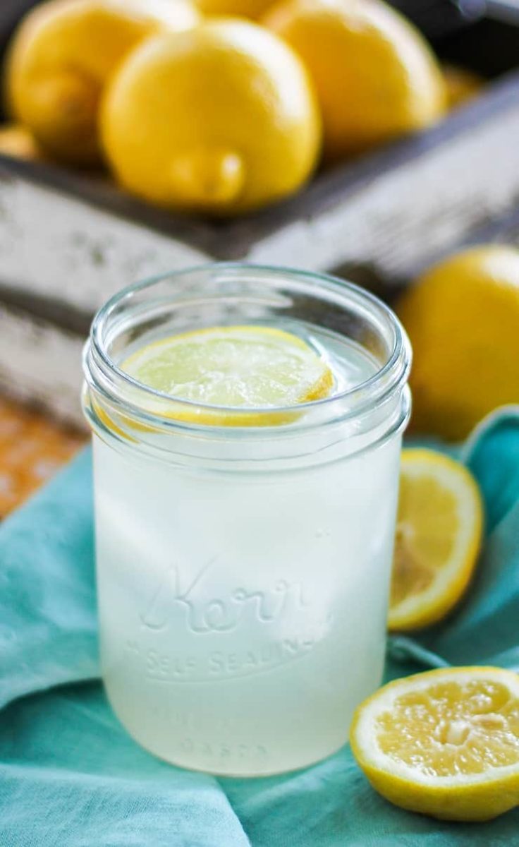 Lacto Fermented Lemonade - a naturally fermented probiotic drink made with whey and homemade lemonade