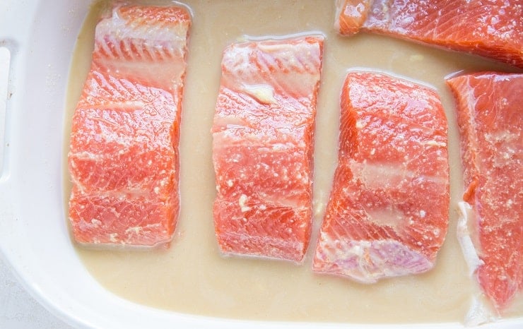 How to Bake Salmon in marinade