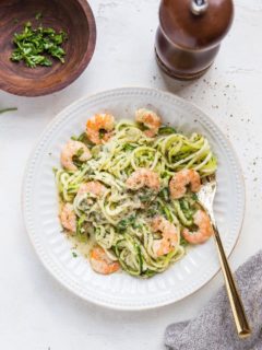 Quick and Easy Low-Carb Shrimp Scampi recipe - keto shrimp scampi made in 20 minuets!