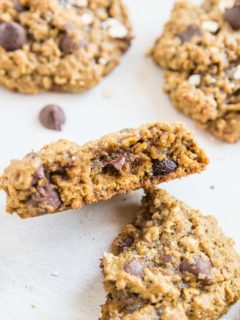 Gluten-Free Pumpkin Oatmeal Cookies - refined sugar-free healthy oatmeal cookie recipe