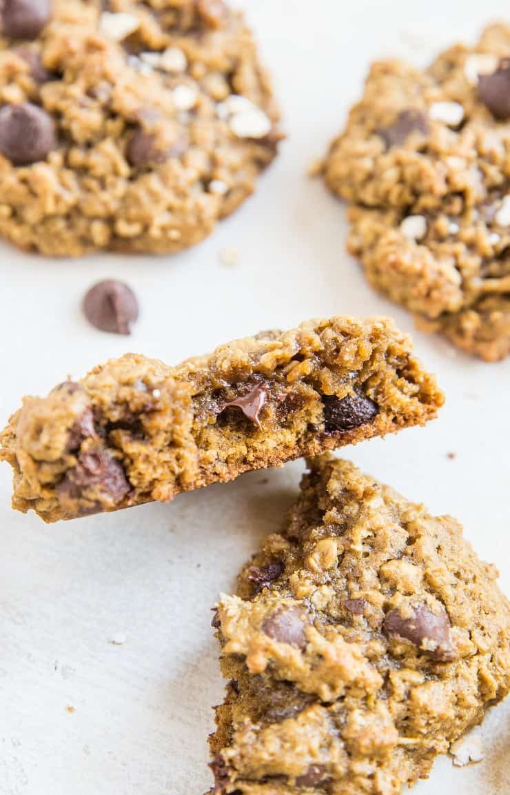 Gluten-Free Pumpkin Oatmeal Cookies - refined sugar-free healthy oatmeal cookie recipe