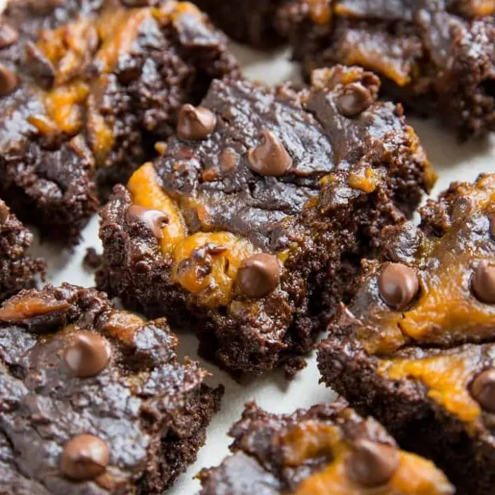 Gluten-Free Pumpkin Swirl Brownies with coconut sugar - a paleo grain-free option included in the recipe. Naturally sweetened healthy brownies recipe