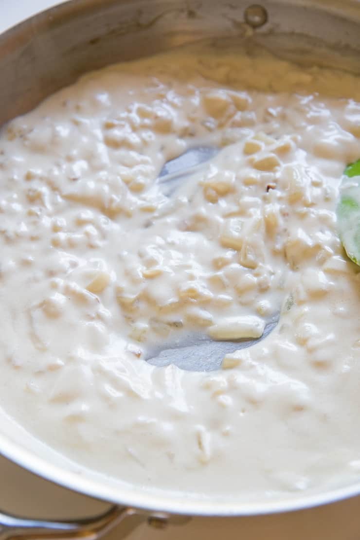 Creamy dairy-free sauce for casserole