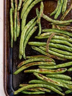 How to Roast Green Beans - an easy green beans recipe for baking in the oven