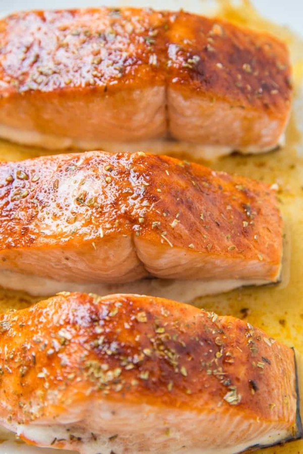 Maple-Glazed Baked Salmon is an amazing easy dinner recipe. Glazed salmon is easy to prepare and only requires a few basic ingredients