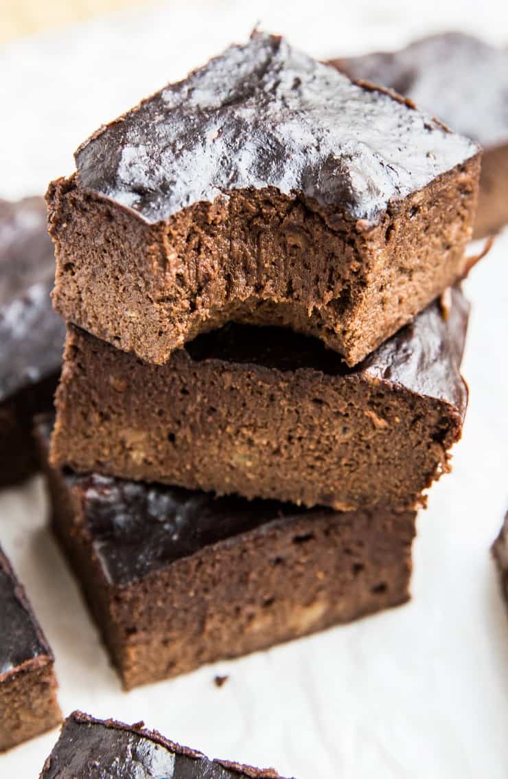 Healthy Flourless Brownies made with banana and almond butter - grain-free, sugar-free, dairy-free, oil-free and delicious