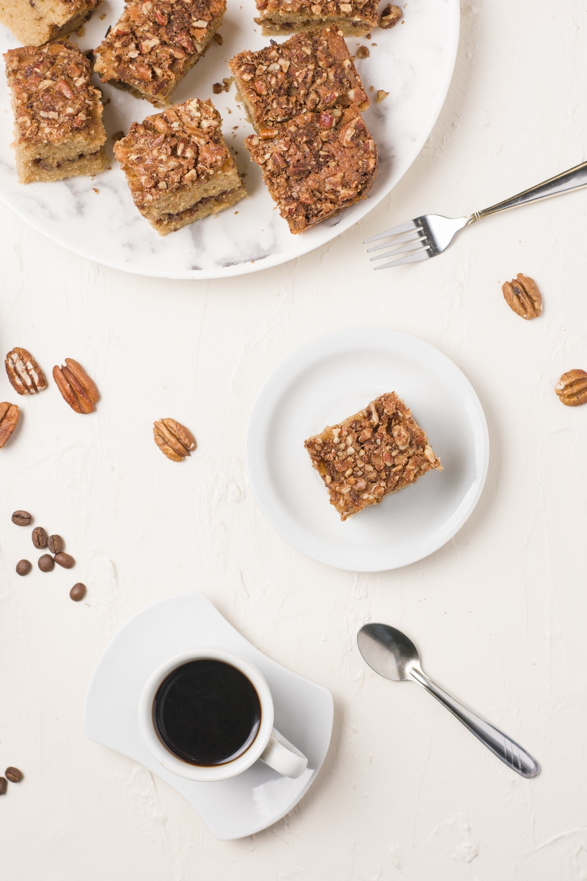 Healthy Grain-Free Coffee Cake Recipe made with almond flour and pure maple syrup - paleo, dairy-free, gluten-free, grain-free, healthy
