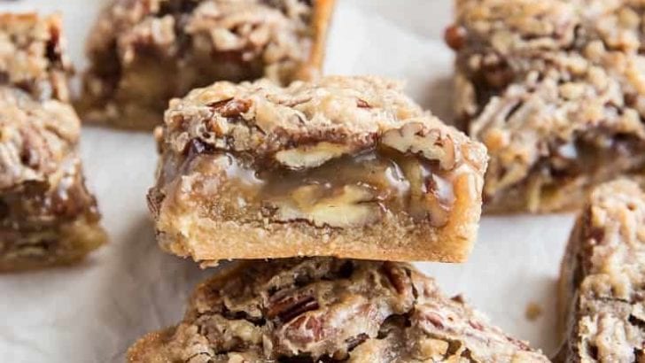 Grain-Free Vegan Pecan Pie Bars that are paleo, dairy-free, refined sugar-free and healthier. A delicious gooey caramel pecan bar on a shortbread crust