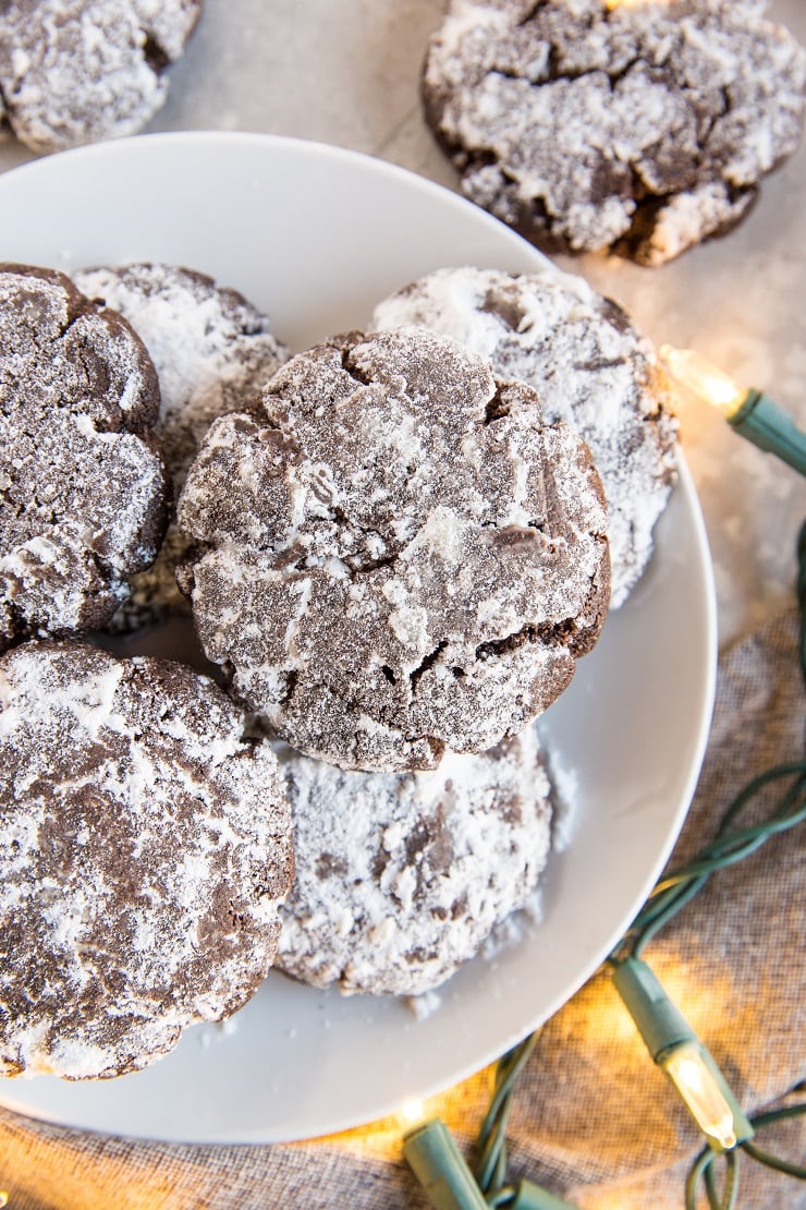 Keto Crinkle Cookies - sugar-free low-carb chocolate crinkle cookies are a healthier dessert!