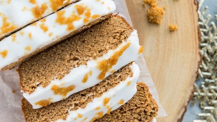Keto Gingerbread Loaf - low-carb gingerbread made with almond flour, coconut flour and sugar-free sweetener. Dairy-free, sugar-free, warmly-spiced and inviting!