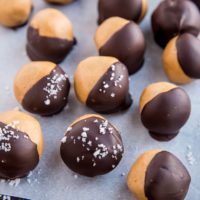 Easy Low-Carb Peanut Butter Buckeyes (peanut butter balls) - keto, easy, sugar-free, delicious dessert recipe