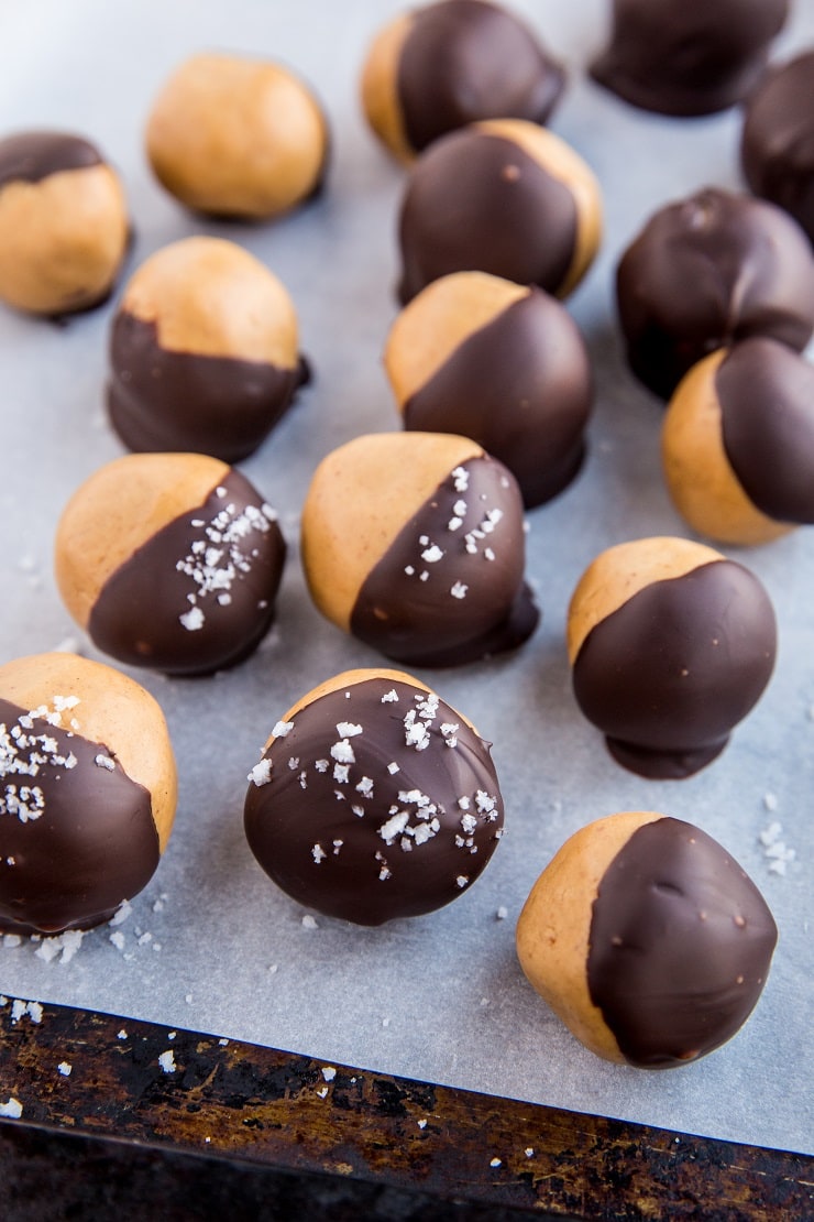 Easy Low-Carb Peanut Butter Buckeyes (peanut butter balls) - keto, easy, sugar-free, delicious dessert recipe