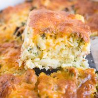 Broccoli Cheddar Egg Hashbrown Casserole Recipe - an easy potato casserole recipe that is cheesy, loaded with broccoli and bacon for an amazing big batch breakfast!