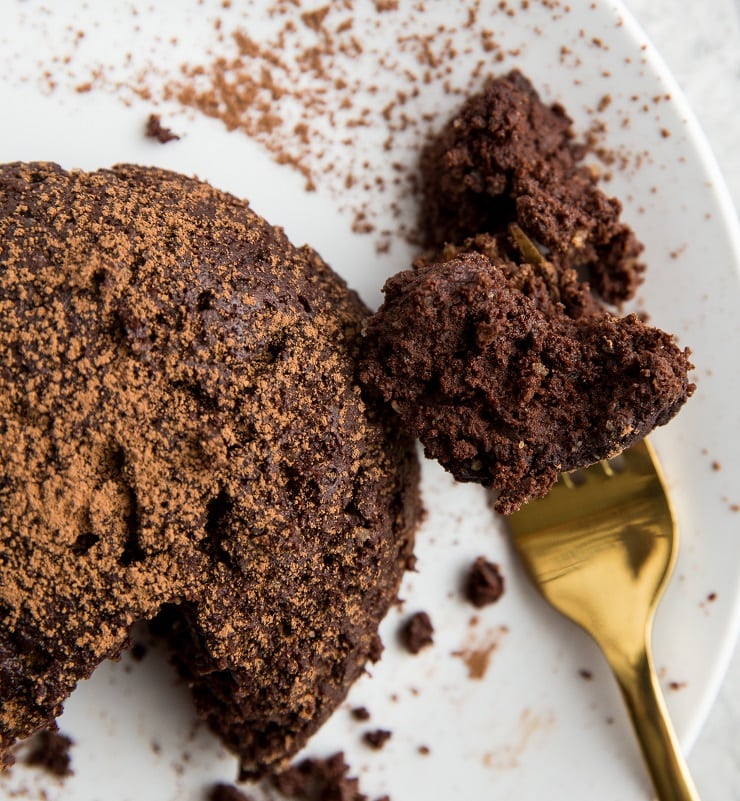 Sugar-free Low-Carb Mug Brownies for two people!