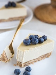 Vegan No-Bake Keto Cheesecake - dairy-free low-carb cheesecake recipe