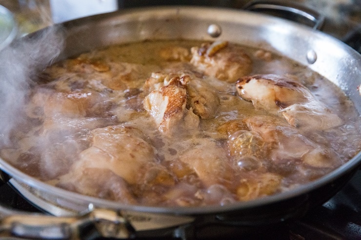 How to cook Filipino Adobo Chicken in a skillet