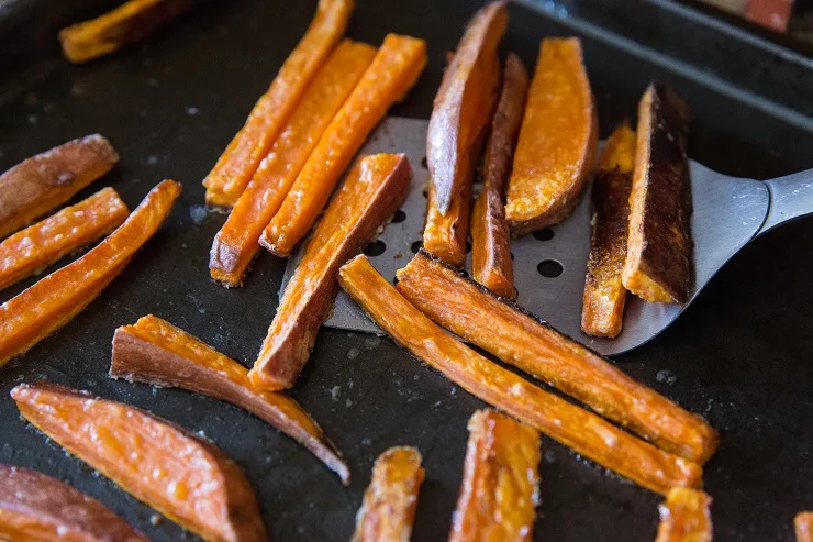 baked sweet potato fries