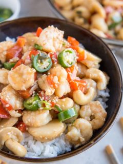 Easy 30-Minute Kung Pao Shrimp Recipe - this healthy dinner recipe comes together lightning quick!