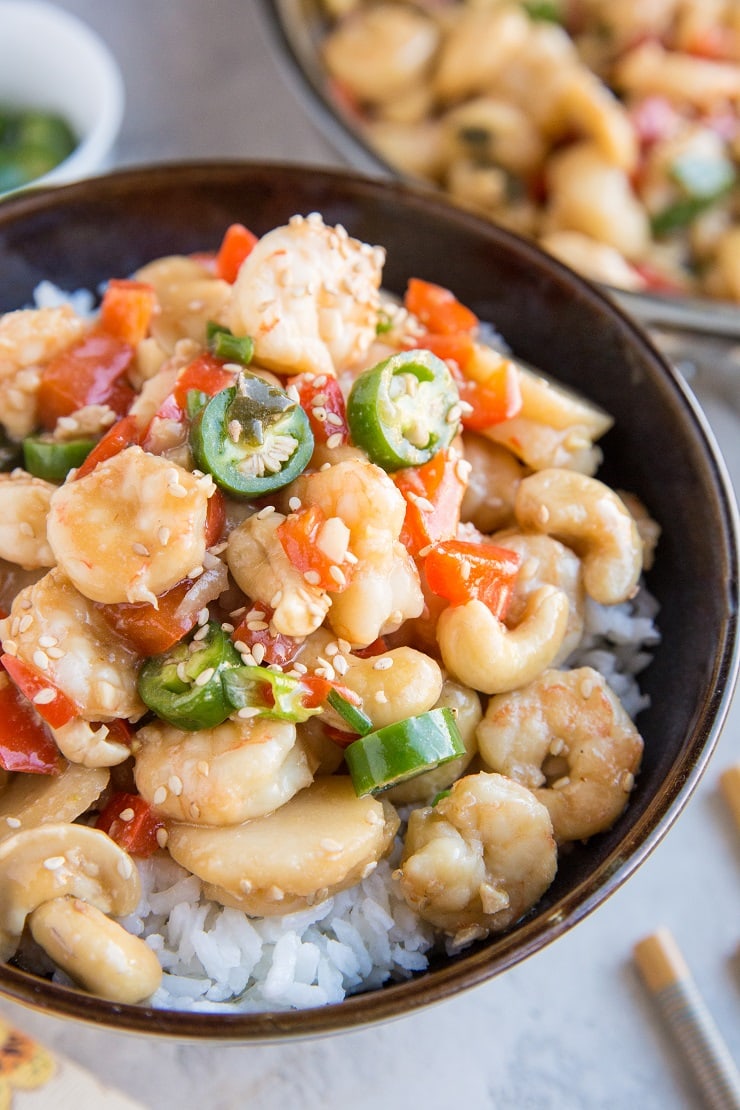 Easy 30-Minute Kung Pao Shrimp Recipe - this healthy dinner recipe comes together lightning quick!