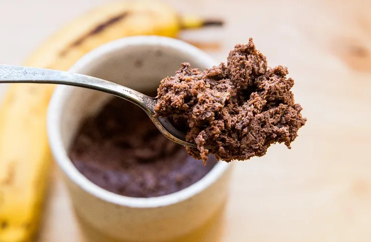 Paleo Banana Chocolate Mug Cake made with almond flour in 5 minutes. An easy 5-ingredient dessert recipe