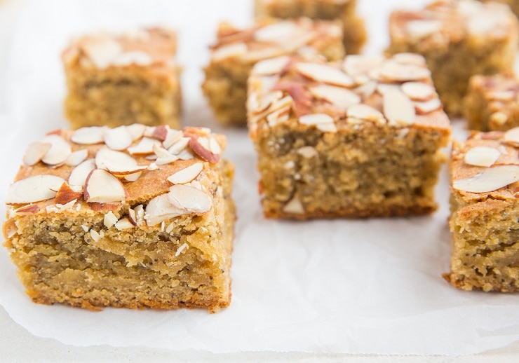 Delicious Lemon Poppy Seed Blondies that are grain-free and paleo