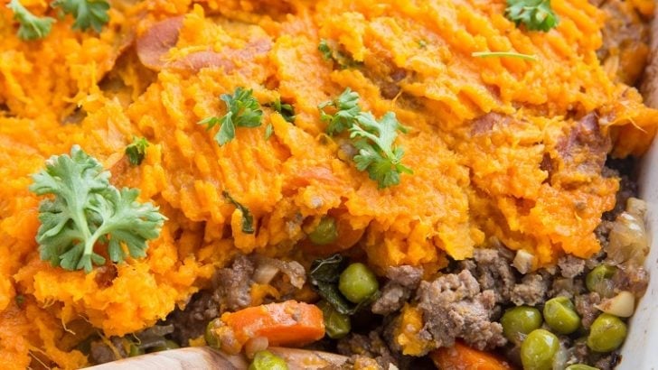 Easy Shepherd's Pie with Sweet Potatoes - a goof-proof recipe that comes together quickly and easily!