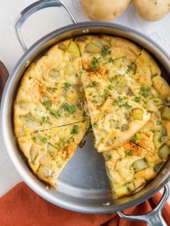 Easy Spanish Omelette with potatoes and onions - a delicious breakfast recipe.