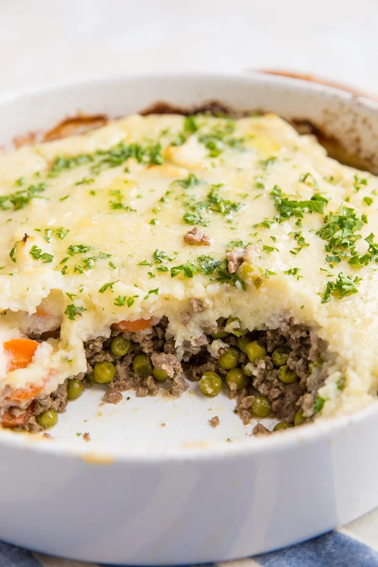 Cottage Pie with Cauliflower - easy Cottage Pie recipe made low-carb and keto using cauliflower mash instead of mashed potatoes
