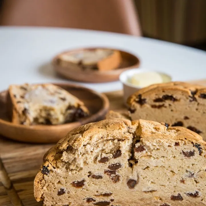 Gluten-Free Kombucha Soda Bread - dairy-free Irish Soda Bread recipe made with kombucha instead of buttermilk. Amazingly fluffy yet crunchy bread for St. Patrick's Day