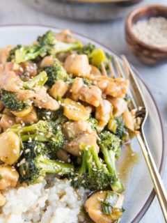 30-Minute Paleo Mongolian Chicken - soy-free, refined sugar-free, healthy Mongolian Chicken recipe