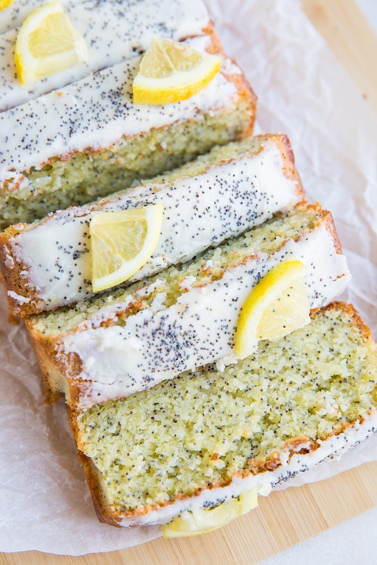 Keto Lemon Poppy Seed Bread - low-carb, sugar-free, dairy-free lemon poppy seed bread that tastes like dessert! A healthier breakfast or snack