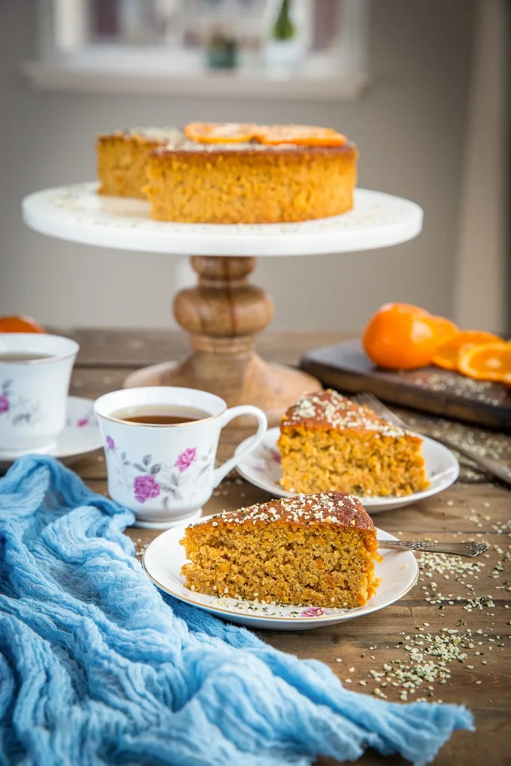 Paleo Grain-Free Clementine Cake made with only 5 ingredients! A moist, decadent dessert recipe