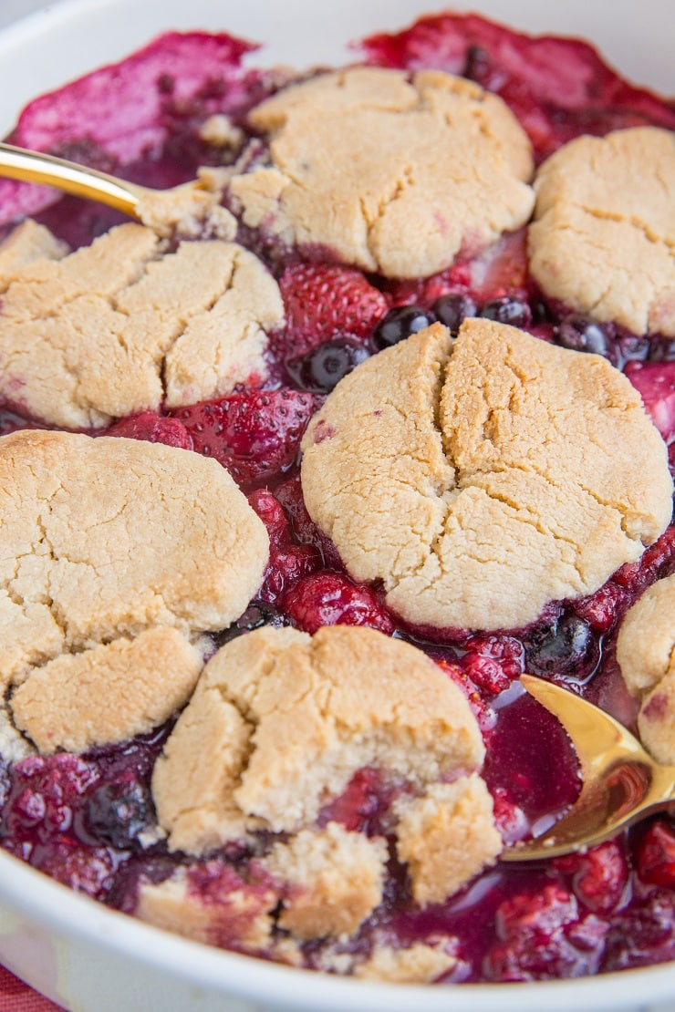 Low-Carb Mixed Berry Cobbler - grain-free, dairy-free, gluten-free, sugar-free cobbler recipe made with only a few basic ingredients. So simple yet delicious!
