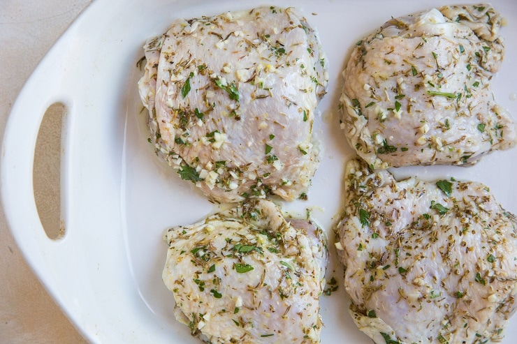 How to make Greek chicken in the oven