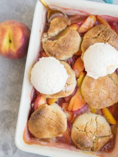 Vegan Paleo Peach Cobbler - grain-free, dairy-free, refined sugar-free healthier peach cobbler recipe made with almond flour