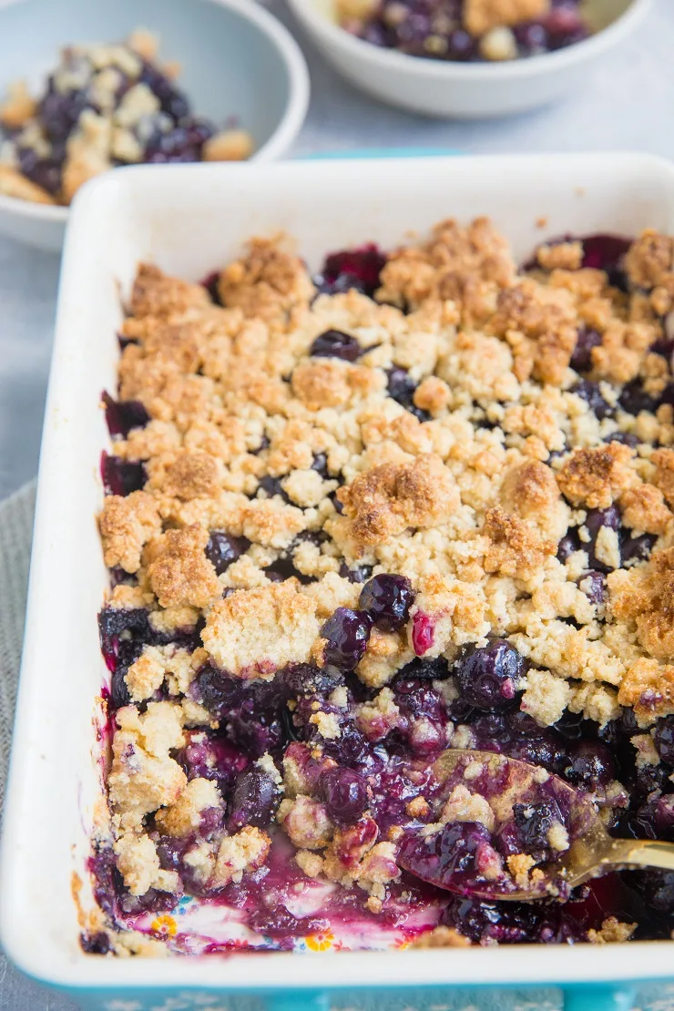 6-Ingredient sugar-free Keto Blueberry Crumble made with almond flour topping. Grain-free, delicious, light and refreshing dessert recipe