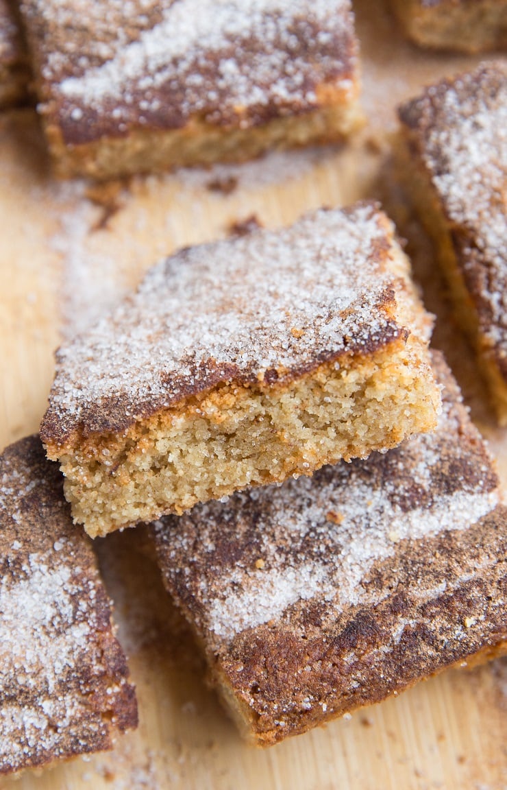 Low-Carb Snickerdoodle Cookie Bars - grain-free, sugar-free cookie bars with cinnamon and sugar sprinkle