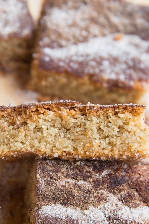 Keto Snickerdoodle Cookie Bars - grain-free sugar-free snickerdoodle cookies in the form of cookie bars - an easy, absolutely delicious cookie recipe!
